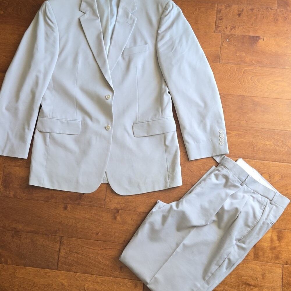 Jos. A. Bank Men's Cream Suit 2-Piece 42R Jacket 36R Pants Cotton Wool